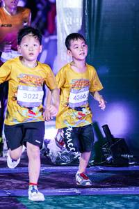 BIB: 
                            <button type="button" onclick="openModal(26334384)" class="btn btn-primary btn-sm float-right btn-popup" data-toggle="modal" data-target=".modal-high-quality">
                        <i class="fas fa-shopping-cart"></i> Add to Cart
                    </button>
                                            <button type="button" onclick="isThisMe(26334384, true)" class="btn btn-success btn-sm float-right btn-popup btn-isme hidden" data-toggle="tooltip" data-placement="bottom" title="นี่คือรูปของคุณใช่ไหม คลิกที่นี่เพื่อเอาเข้าอัลบั้ม">
                        <i class="fas fa-plus"></i> Add to album
                    </button>
                    <button type="button" onclick="isThisMe(26334384, false)" class="btn btn-warning btn-sm float-right btn-popup btn-isnotme hidden">
                        <i class="fas fa-ban"></i> Remove from album
                    </button>